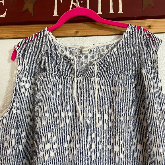 Cato Tops - CATO SIZE 26/28W POLYESTER LINJNG WITH  AN IVEF LAY OF POLYESTER TANK BEAUTYFUL